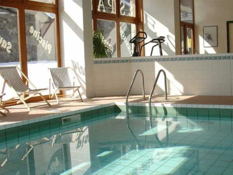 Hotel Le Montana La Tania 3*,  France