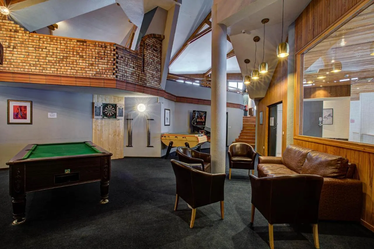 Hotel Le Montana La Tania 3*,  France