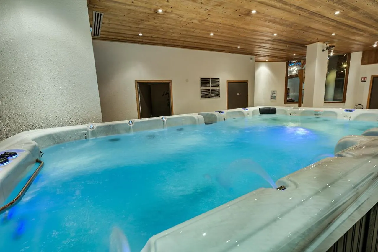 Hotel Le Montana La Tania 3*,