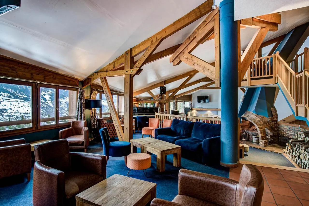 Hotel Le Montana La Tania 3*,